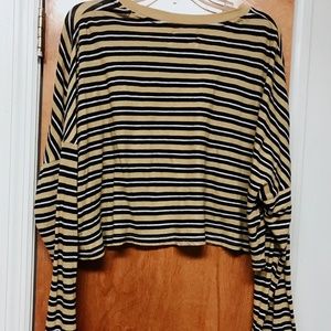 Striped Cropped Urban Outfitters Shirt Size Large